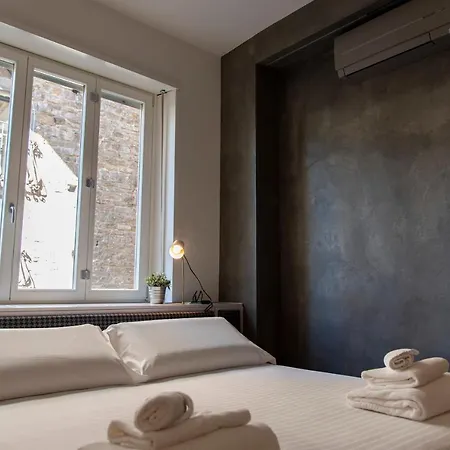 Ponte Vecchio Luxury And Stylish *