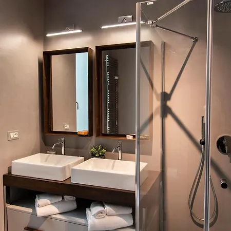 Ponte Vecchio Luxury And Stylish * Floransa