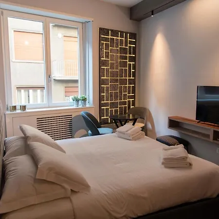 Apartment Ponte Vecchio Luxury And Stylish Florence